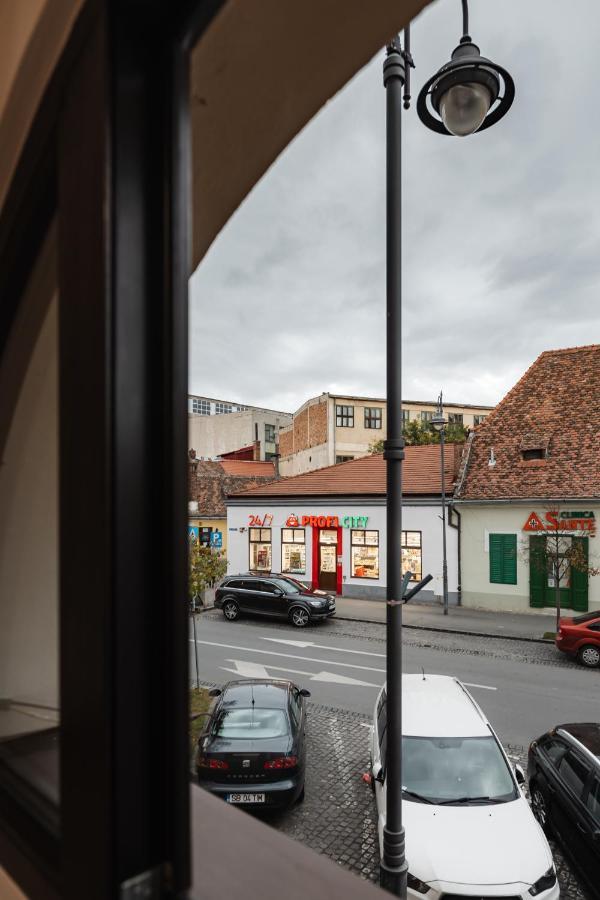 Downtown Cio Apartment Sibiu Eksteriør billede